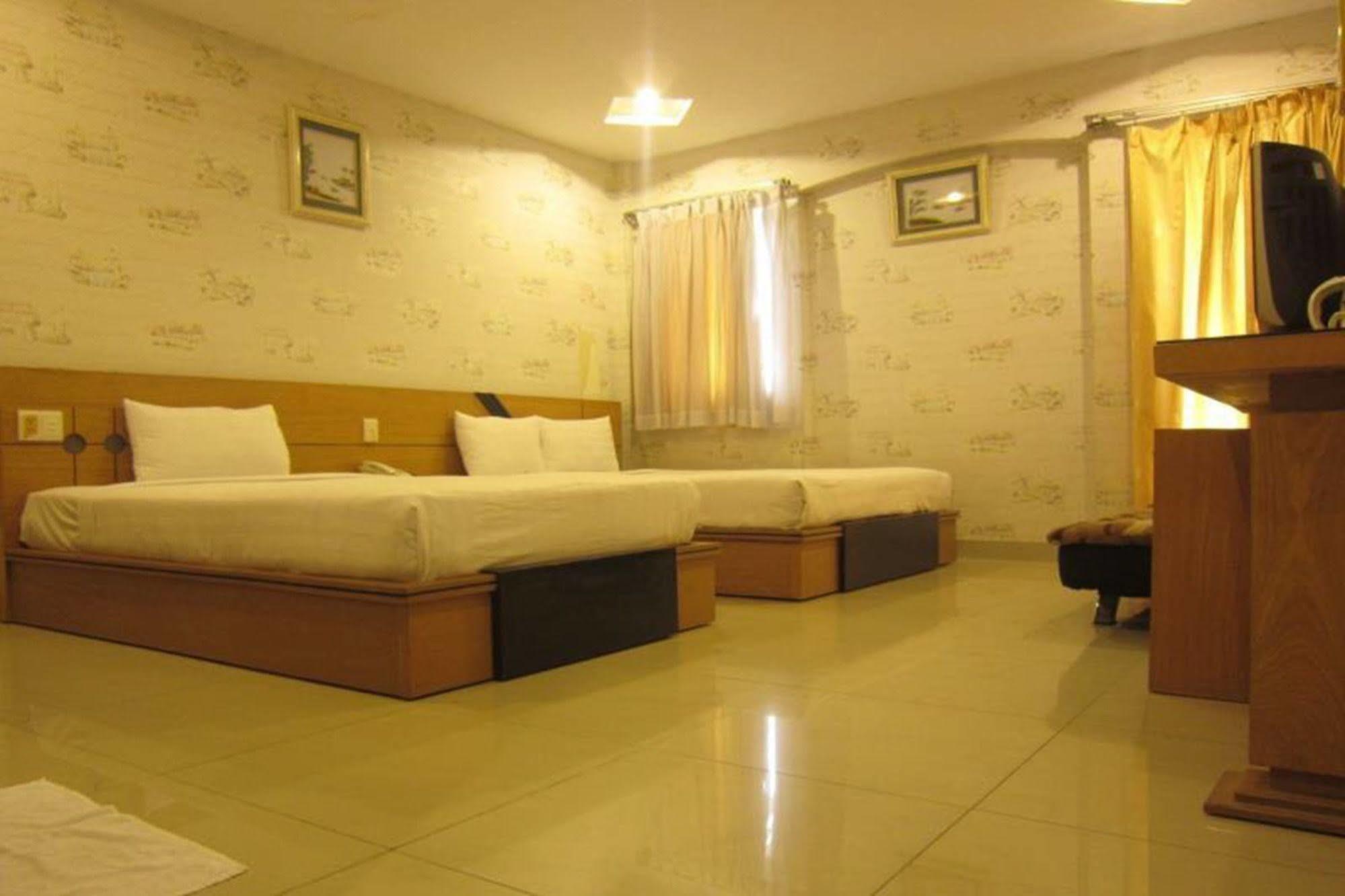 Song Anh Hotel 1 Ho-Chi-Minh-Stadt Exterior foto
